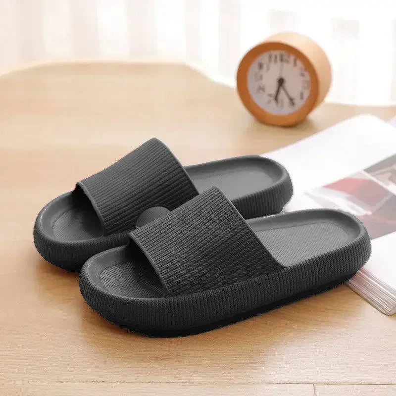 High quality Women Thick Slippers Indoor Home Eva Soft Sole Pillow Slides Sandals Woman Summer Non Slip Beach Flip Flops New