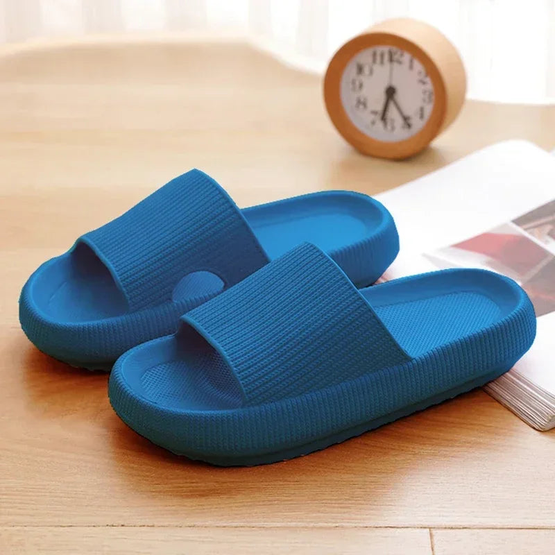 High quality Women Thick Slippers Indoor Home Eva Soft Sole Pillow Slides Sandals Woman Summer Non Slip Beach Flip Flops New