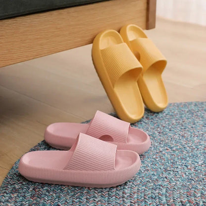 High quality Women Thick Slippers Indoor Home Eva Soft Sole Pillow Slides Sandals Woman Summer Non Slip Beach Flip Flops New